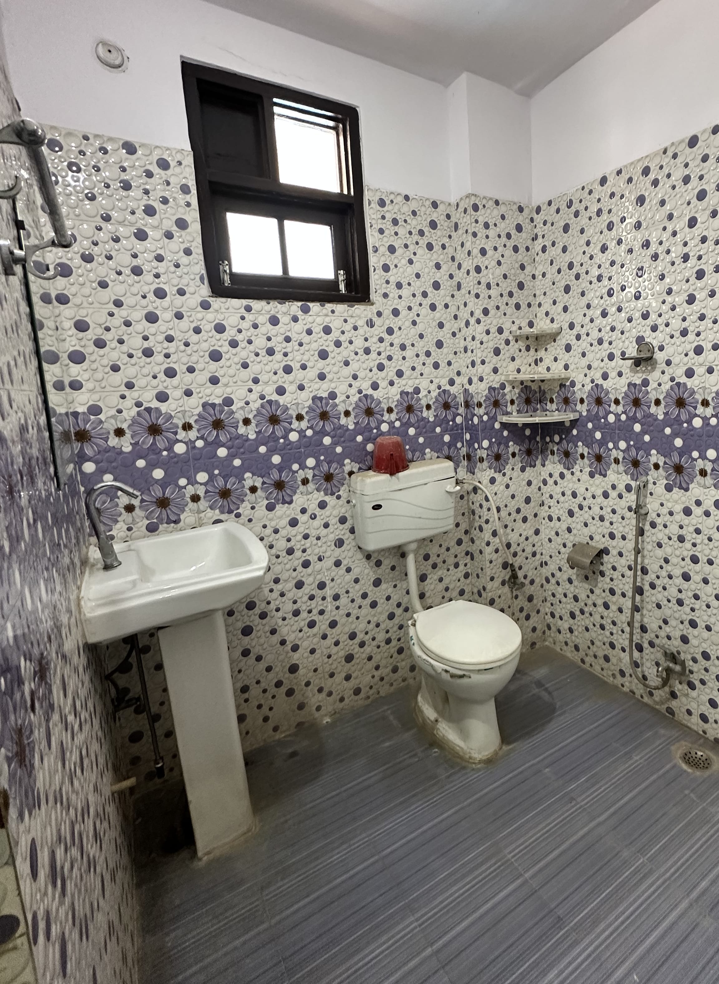 2BHK Flat for Rent in Takrohi, Indira Nagar, Lucknow - photo 5
