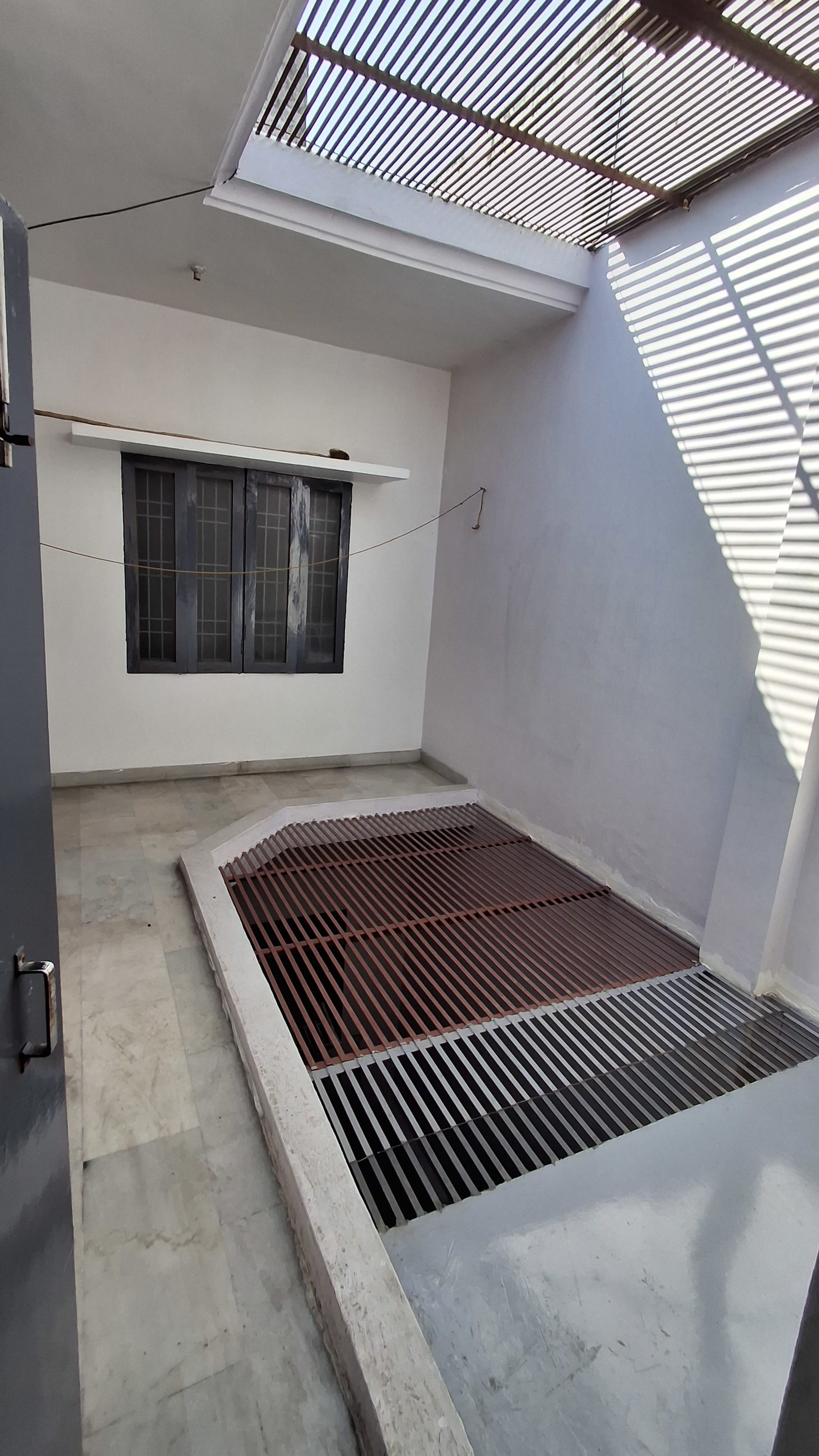 3BHK For Rent Near Rashmi Khand, Bangla Bazaar - photo 2