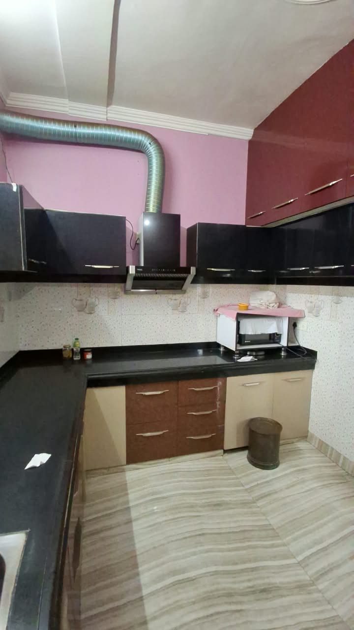 3BHK Semi-Furnished Flat in LDA Colony, Lucknow - photo 4