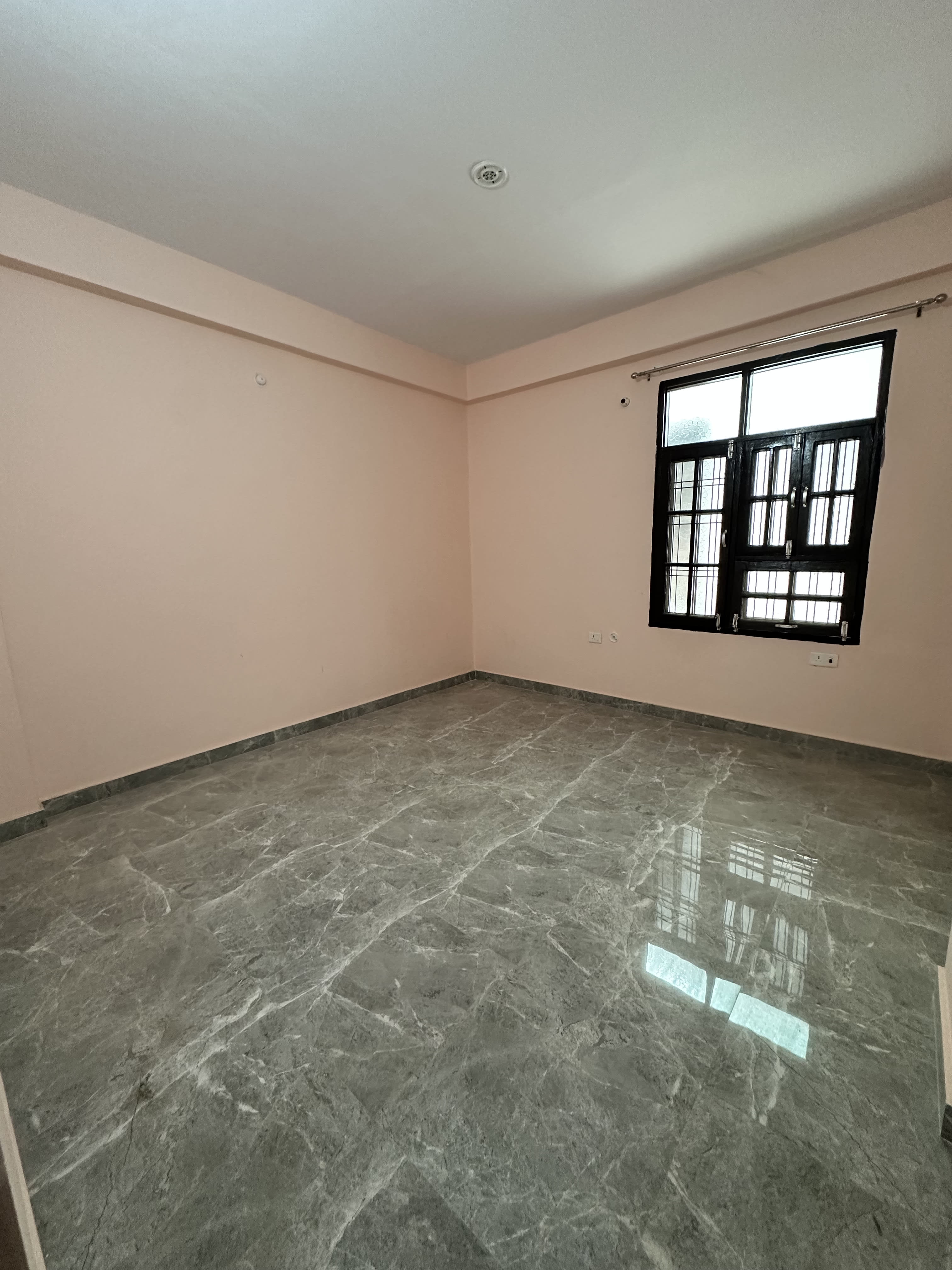 2BHK Flat for Rent in Takrohi, Indira Nagar, Lucknow - photo 3