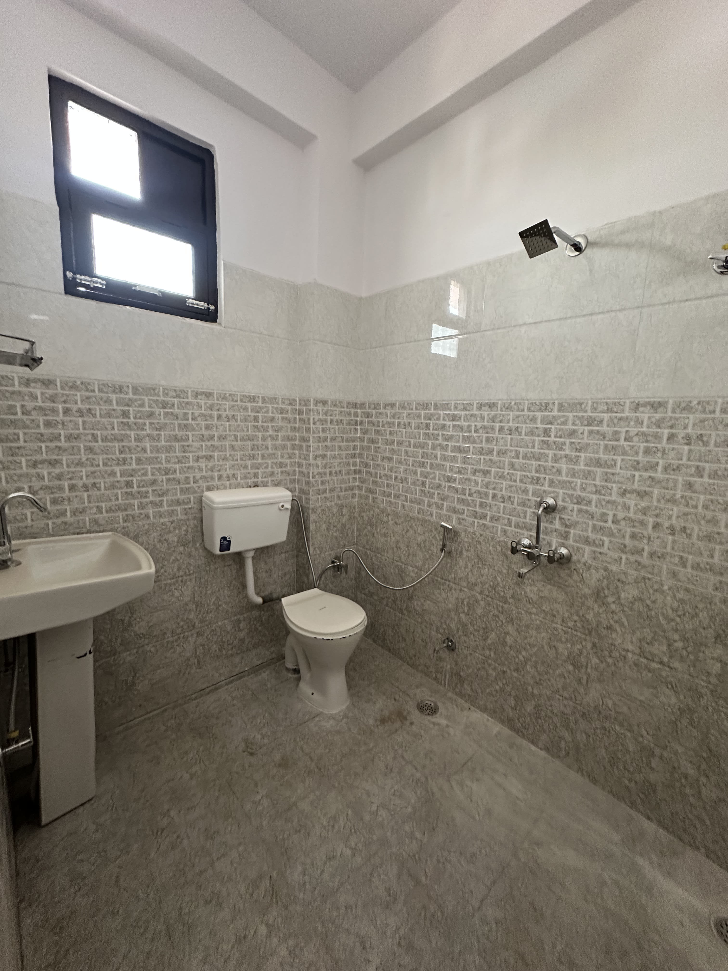 2BHK Flat for Rent in Takrohi, Indira Nagar, Lucknow - photo 5