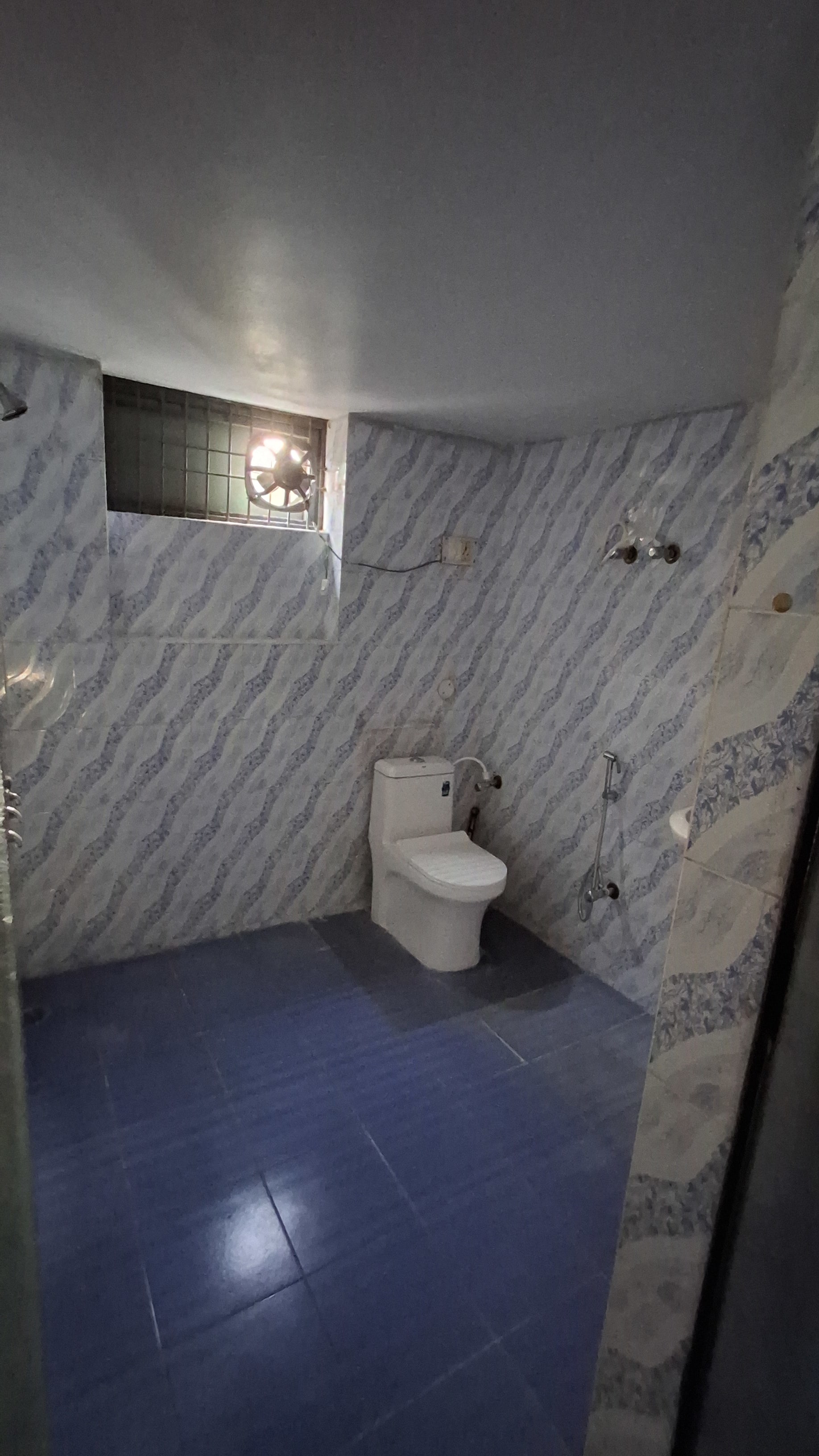 3BHK For Rent Near Rashmi Khand, Bangla Bazaar - photo 3