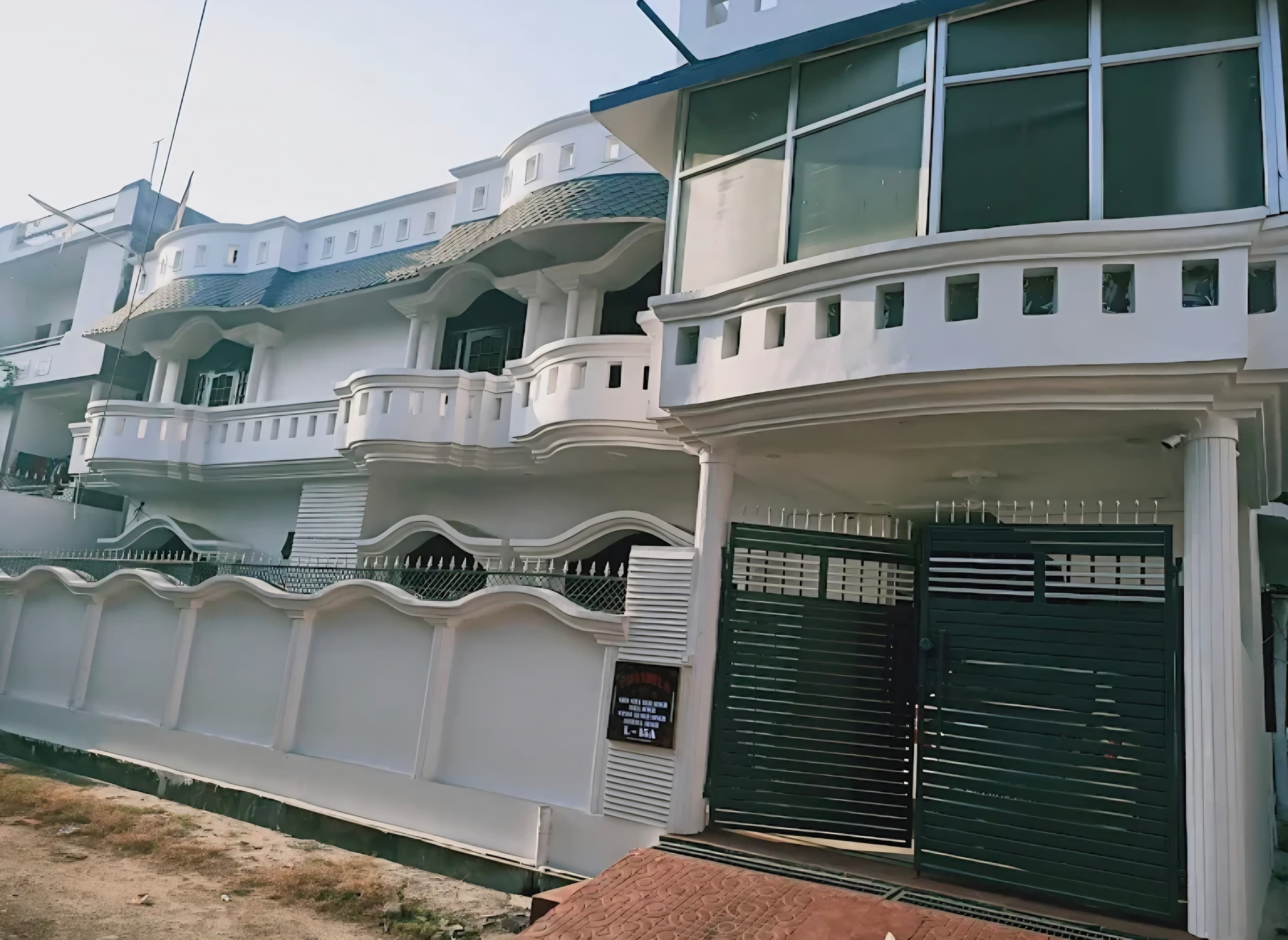 PG in Sector D1, LDA Colony, CMS Kanpur road, Lucknow - photo 4