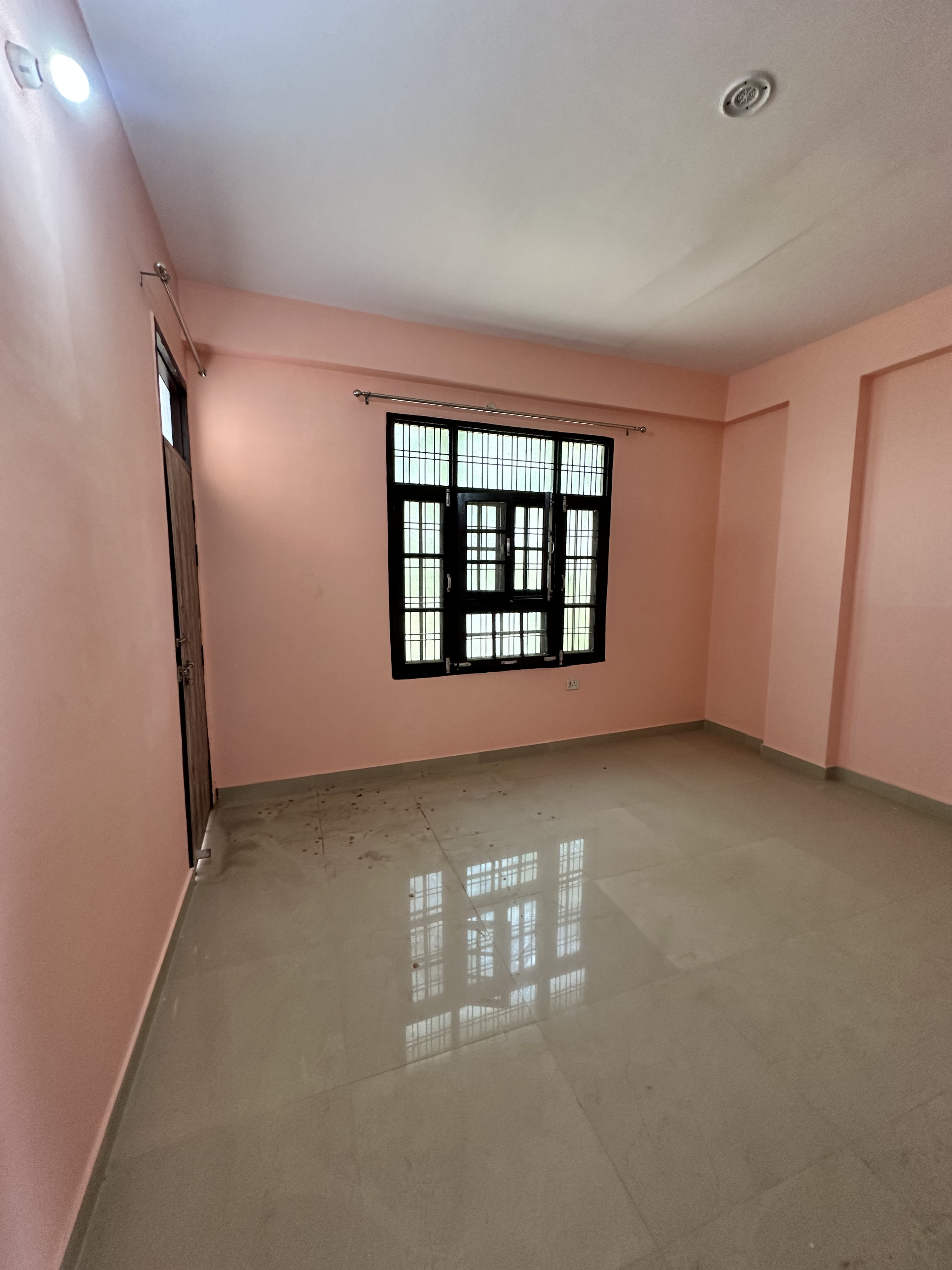 2BHK Flat for Rent in Takrohi, Indira Nagar, Lucknow - photo 2