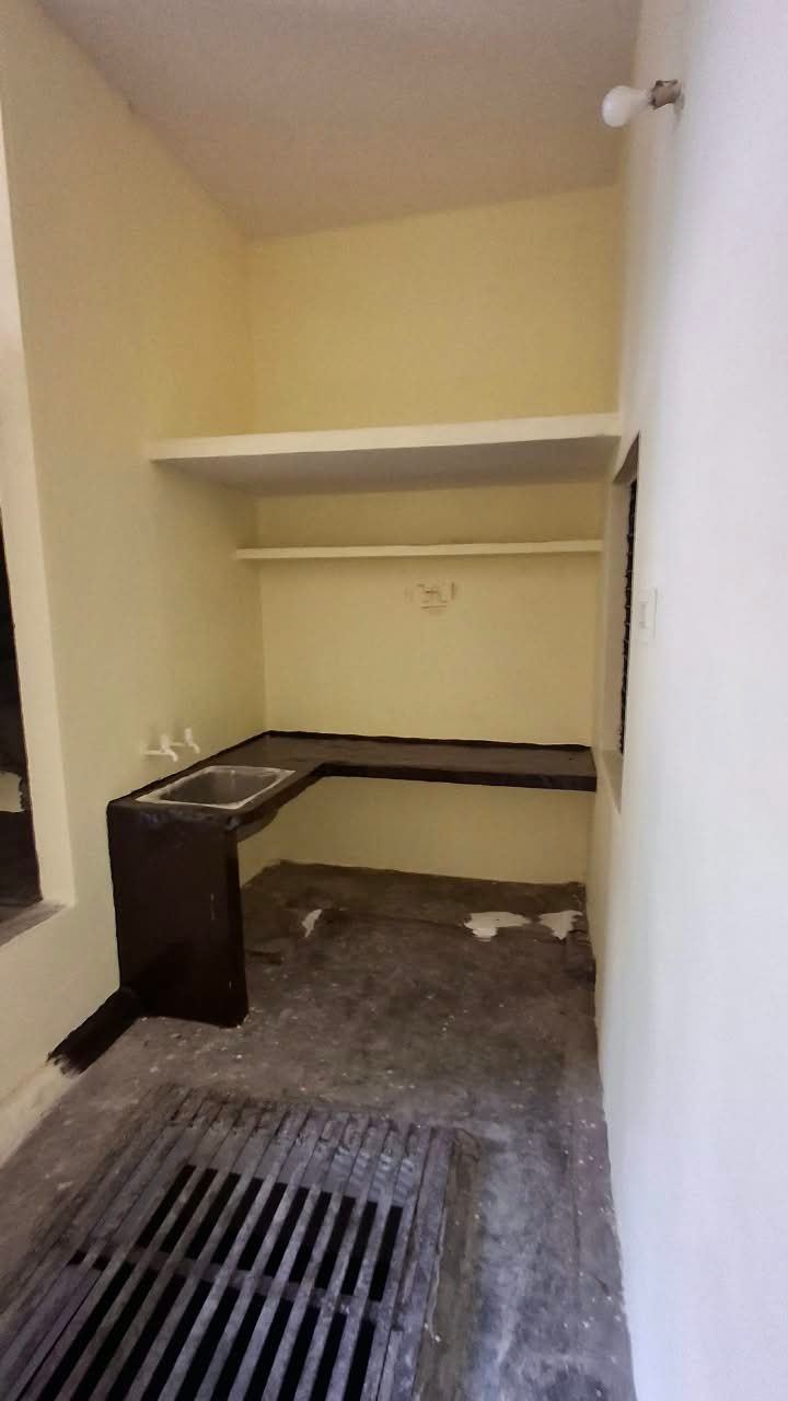 2RK in Sector F, Lucknow - photo 5