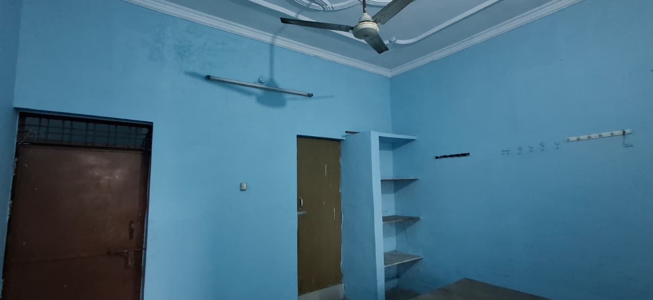 1RK For Rent in Tedhi Pulia, Lucknow - photo 5
