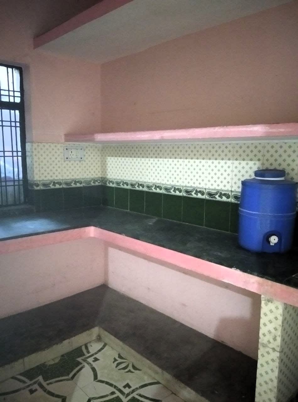 PG in Sector-J, Jankipuram, Near Assemble Kitchen, Lucknow - photo 2