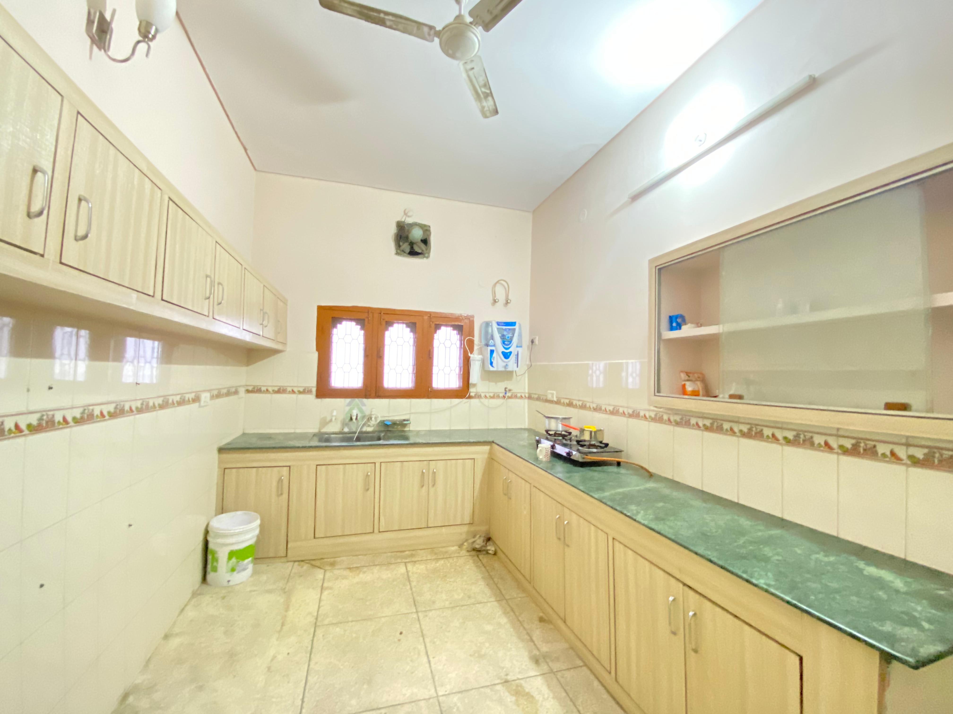 PG in Vijay Nagar Colony, Lucknow