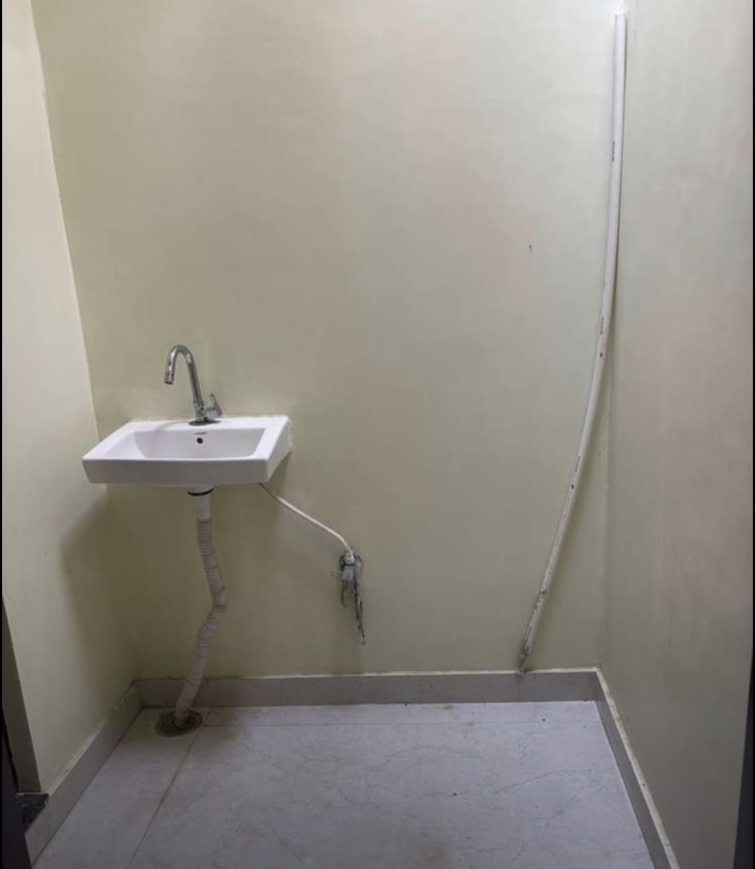 Single Room for Rent near Mansarovar Colony, Lucknow (for girls) - photo 3