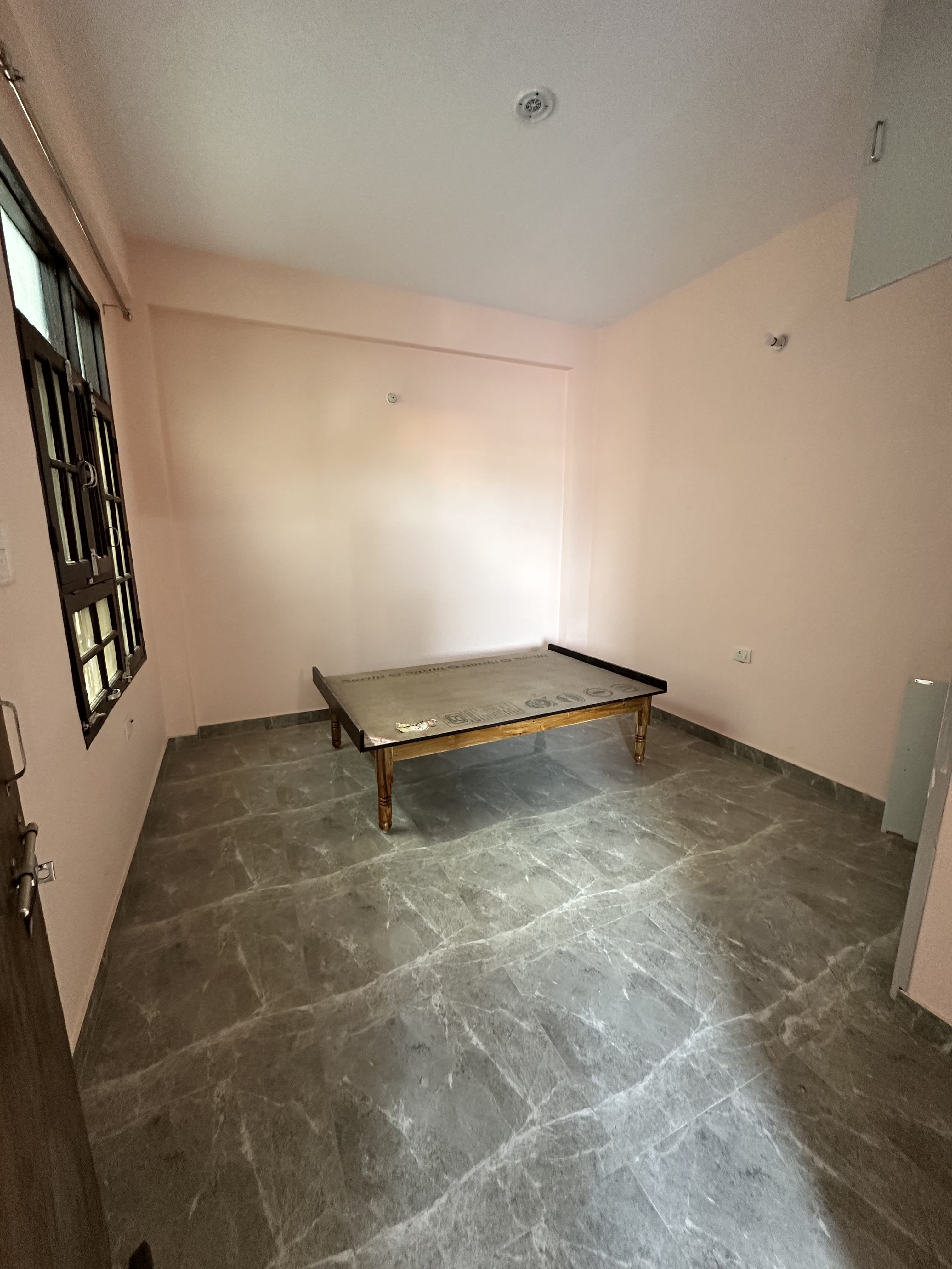 2BHK Flat for Rent in Takrohi, Indira Nagar, Lucknow - photo 2